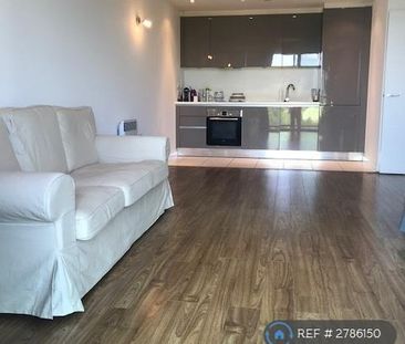 1 bedroom flat to rent - Photo 2