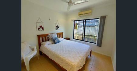 SPACIOUS,MODERN AND GREAT LOCATION - Photo 4