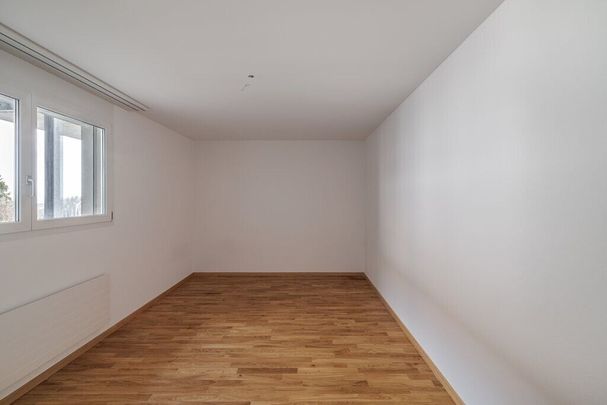 A happy apartment start - Photo 1