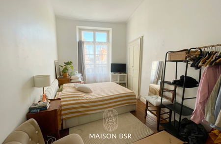Contrescarpe, appartement type 2 dans immeuble ancien - Photo 2