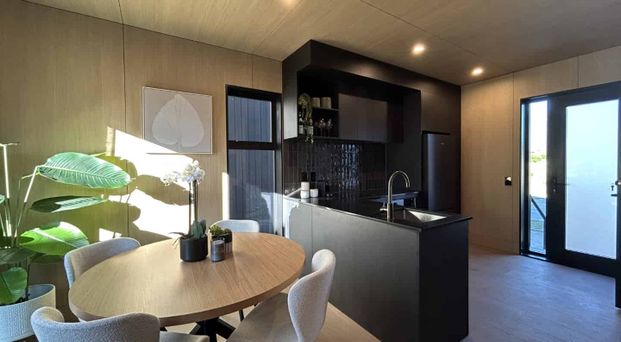 Central Frankton Villa - Photo 1