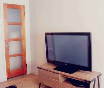 3 1/2 Meublé à Limoilou ! - Photo 3