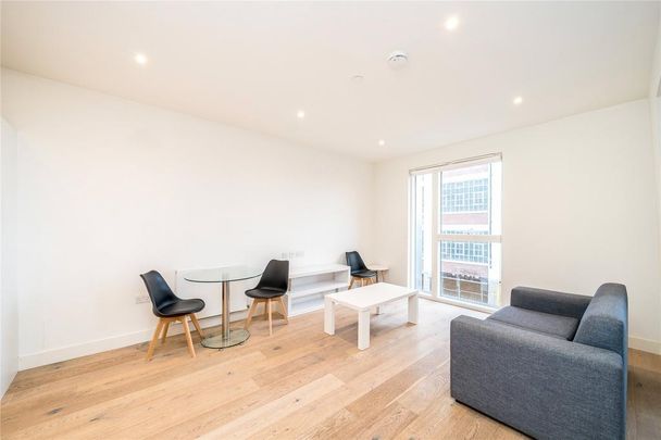 1 bedroom apartment to rent - Photo 1