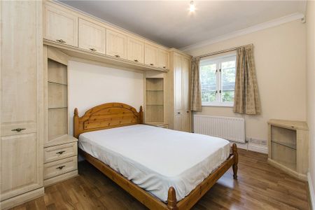 Bermondsey Street, London, SE1 3UQ - Photo 3