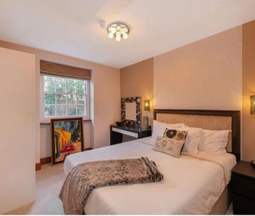 Prince Albert Road, Regents Park, London, NW1 7SR - Photo 1