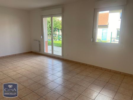 Location Maison 4 pièces 80m² SAINS EN GOHELLE 62114 - Photo 2