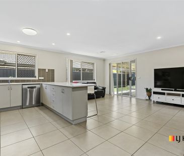 Modern Family Living in a Well Connected Suburb - Photo 3