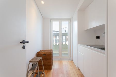 Apartamento T2 para arrendamento sem móveis e 2 lugares de garagem no Salitre em Lisboa - Photo 5