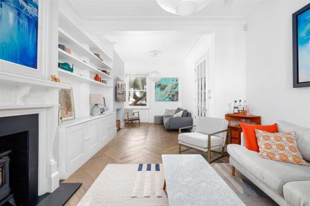 4 bedroom terraced house to rent - Photo 2