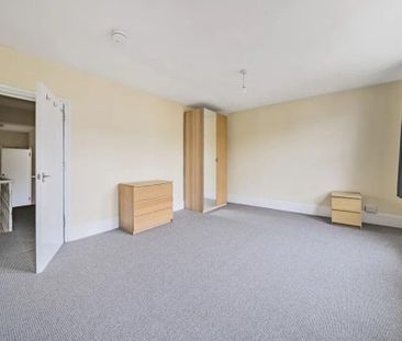 5 bedroom terraced house to rent - Photo 5