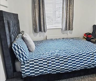 4 Bedroom House to let - Photo 5