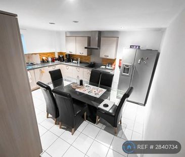 1 bedroom in a house share to rent - Photo 5