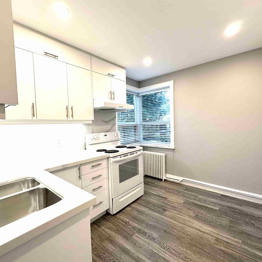 For Lease - 62 Fifth Street Unit# 1, Toronto, Ontario - Photo 1