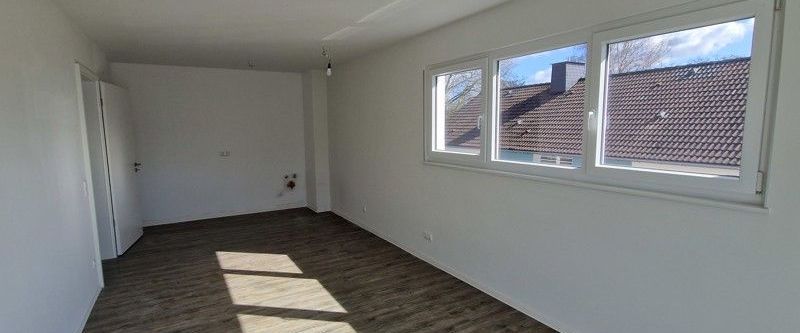 Exklusiv Wohnen in Brechten: familienfreundliche 4-Zimmer-Wohnung - Foto 1