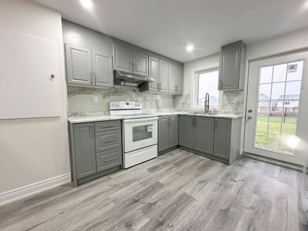 For Lease - 118 Watermill Street, Kitchener, Ontario - Photo 3