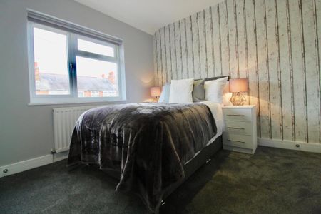 1 bedroom in a house share to rent - Photo 3