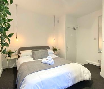 Amington Road Unit 4 - Photo 6