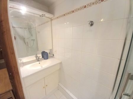 AIX CENTRE RUE MIGNET APPARTEMENT T1 MEUBLE, - Photo 2