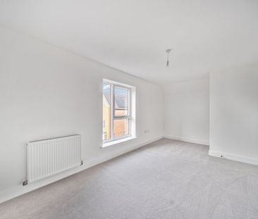 5 bedroom semi-detached house to rent - Photo 3