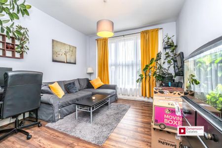3 bedroom flat to rent - Photo 3