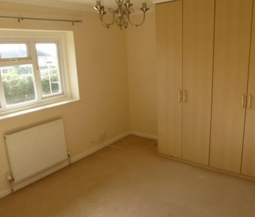 Anne Crescent - Photo 4