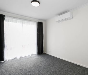 Newly Refurbished and Unbeatable Position - Photo 5