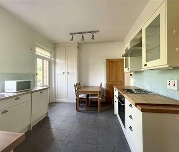 Holwell Lane, Essendon, Hertfordshire, AL9 - Photo 6