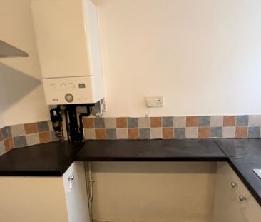 2 Bed Terraced House, Bardsay Road, L4 - Photo 6