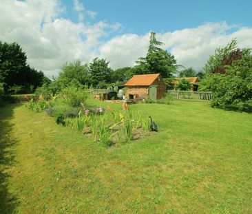 Cottage to rent on - Photo 3