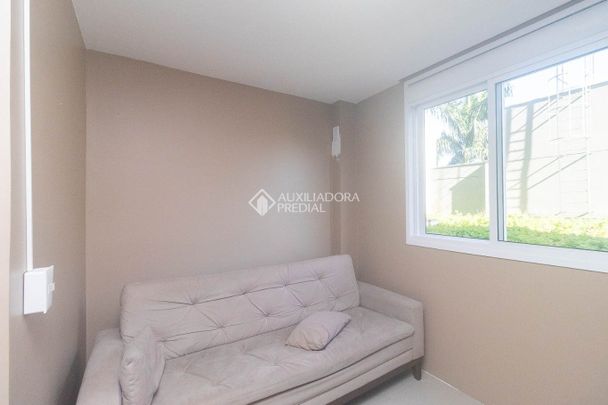 Apartamento com 1 quarto e 64m² para alugar em São João, Porto Alegre. - Photo 1