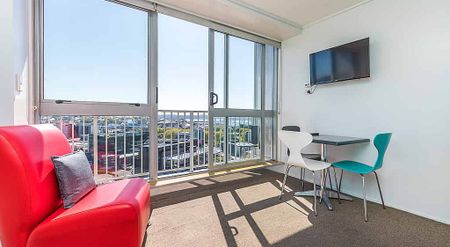 Funky Zest Apartment - Photo 4