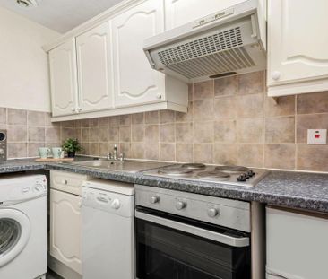 1 bedroom flat to rent - Photo 4