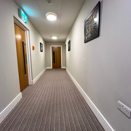 Gullivers Walk, London - Photo 3