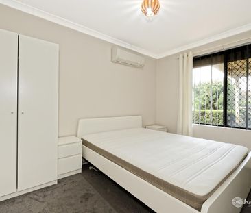 FURNISHED 4 X 2 FAMILY HOME!!! - Photo 2