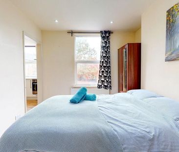 Studio to rent - Photo 4