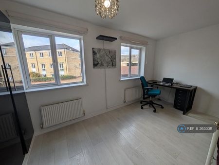 1 bedroom in a house share to rent - Photo 5