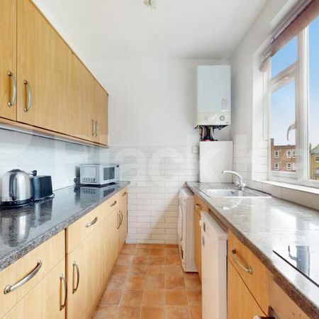 Modern Apartment - Photo 3