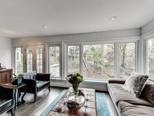 For Lease - 15 Pine Crescent, Toronto, Ontario - Photo 1