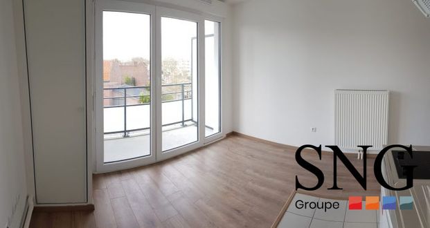 T1 AVEC BALCON ET PARKING - Photo 1