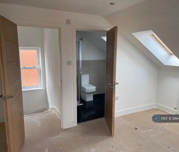 4 bedroom detached house to rent - Photo 5