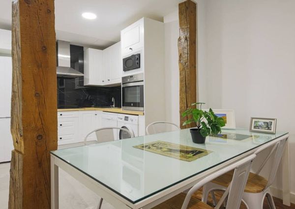 Calle del Caballero de Gracia, Madrid, Community of Madrid 28013