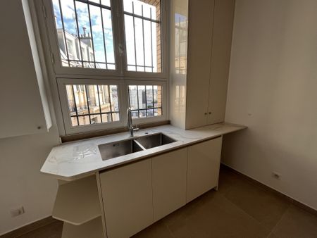 Appartement de réception, 7 Pièces (4 chambres), métro Ternes - Photo 2