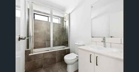 Modern Design, Everyday Ease - Photo 3