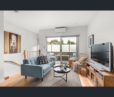 8/553 Murray Road, Preston, Vic 3072 - Photo 4