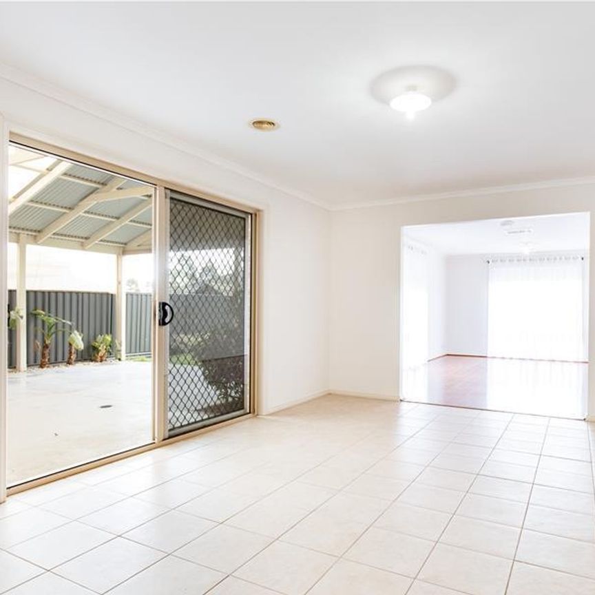 3 Mackay Road, 3024, Wyndham Vale Vic - Photo 1