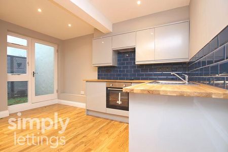 1 bedroom flat to rent - Photo 4