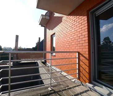 2 slaapkamer-appartement met terras en garage, gelegen in het centr... - Photo 3