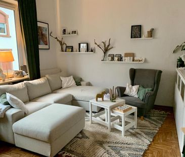 Top-Altbau-3-Zimmer-Hochparterre-Wohnung von Privat - Photo 1