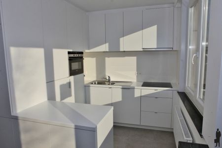 Totaal gerenoveerd appartement met uitzonderlijke ligging in Brasschaat centrum - Foto 3