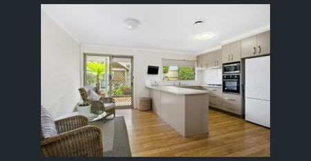 Spacious Family Home for Rent - Photo 2